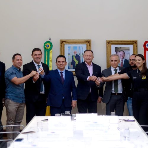 Carlos_Brandão_governador_do_Maranhão_entrega_equipamentos_para_novas_delegacias_-_Foto_Rodrigo_Ribeiro_001