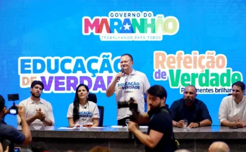 Governo_lanca_programa_Educacao_de_Verdade_Foto_Rodrigo_Ribeiro_001-1